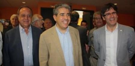 El conseller de Presidència, Frances Homs, llegando al pabellón de Fontajau.