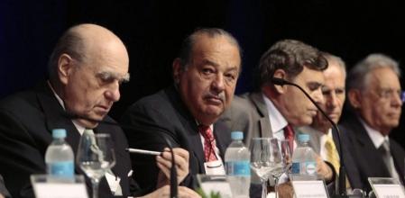 Carlos Slim participó en el XX encuentro anual del Circulo de Montevideo, en Asunción