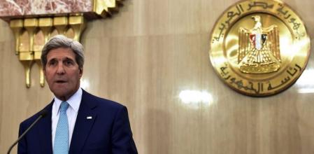 Fotografía cedida por el Departamento de Estado de EE.UU. del secretario de Estado estadounidense, JohnKerry