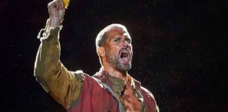 Escena del musical 'Los Miserables' que se representa de nuevo en el Liceu