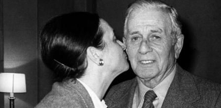 Florenci Pujol es besado por su nuera Marta Ferrusola