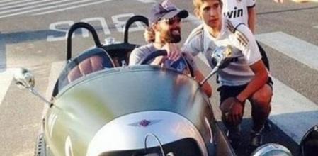 Arbeloa ha aparecido en Valdebebas con un Morgan 3 Wheeler
