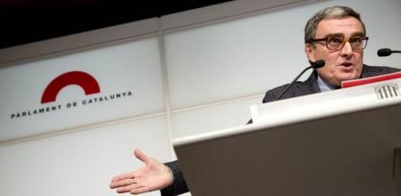 Àngel Ros, durante la rueda de prensa en la que anunció que abandonaba el escaño en el Parlament de Catalunya