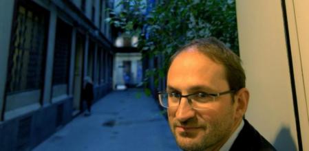 Joan Herrera, fotografiado cerca de la sede nacional de Iniciativa per Catalunya