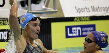 Mireia Belmonte llegó la primera en los 200 mariposa acompañada de su compatriota Judit Ignacio