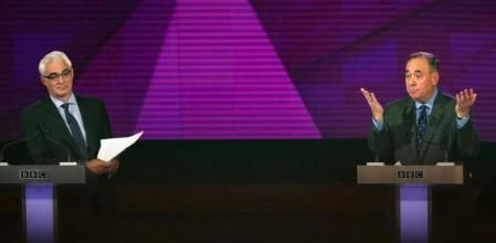 Alex Salmond y Alistair Darling durante el debate en la BBC