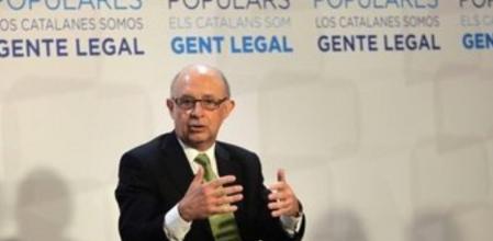 El ministro de Hacienda, Cristóbal Montoro, durante su participación en la Conferencia Política del PPC.