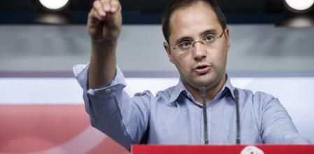 El secretario de Organización y Acción Electoral, César Luena.