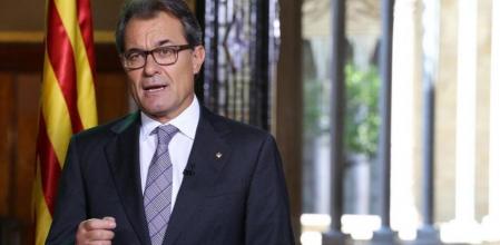 Artur Mas, fotografiado durante el mensaje televisado que protagonizó con motivo de la Diada Nacional de Catalunya