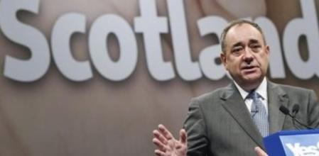 El ministro principal escocés, Alex Salmond, ofrece un discurso en Edimburgo (Reino Unido) hoy, jueves 11 de septiember de 2014.