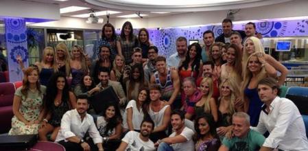 Los ex concursantes de 'Gran Hermano' visitan la nueva casa con motivo del estreno de la edición número 15 del 'reality'