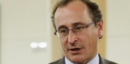 El ministro de Sanidad, Alfonso Alonso, en el Congreso.