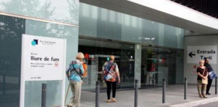 Entrada del Hospital Parc Taulí de Sabadell