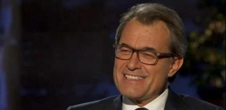 Artur Mas durante su entrevista con Mònica Terribas