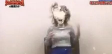 La cámara oculta de la crema voladora triunfa en internet