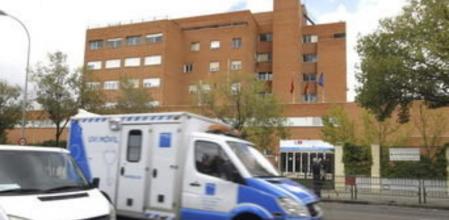 Vista del hospital Carlos III de Madrid, donde está ingresada Teresa Romero, la auxiliar de enfermería contagiada por ébola