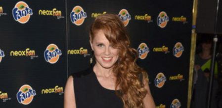 Maria Castro en la alfombra roja de la tercera edición de los Neox Fan Awards 2014