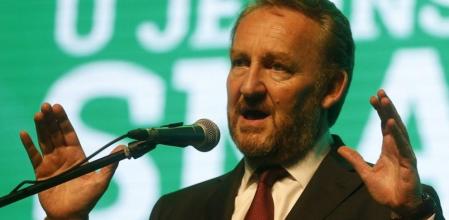 El candidato musulmán, Bakir Izetbegovic, revalidaría el cargo