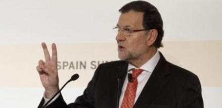 El presidente del Gobierno, Mariano Rajoy, durante su intervención en la cumbre organizada por el Financial Times, en la que políticos, empresarios y académicos analizan la situación de España y las estrategias necesarias para estimular el crecimiento de la economía española en el futuro.