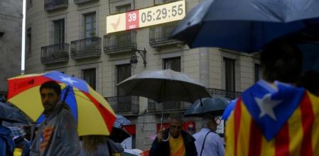 Reloj con la cuenta atrás para la consulta del 9N, de la ANC y Òmnium Cultural