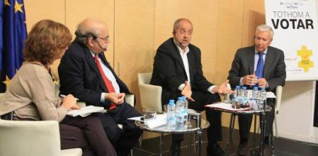 Los consellers Mas-Colell y Puig han participado en una conferencia de CDC titulada 'Crear riquesa, crear ocupació'