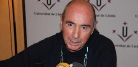 Lluís Llach en el acto de firma del convenio con la UdL