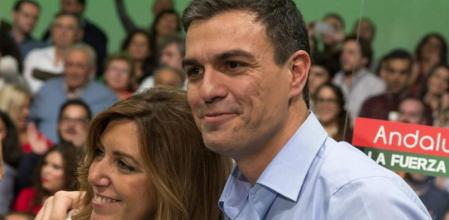 La presidenta de la Junta de Andalucía, Susana Díaz, y el secretario general del PSOE, Pedro Sánchez, en Sevilla en el acto de presentación de la candidatura de Juan Espadas a la Alcaldía de Sevilla