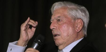 El escritor peruano Mario Vargas, en una foto de archivo