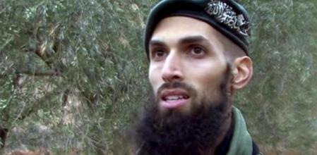 Omar Yilmaz, holandés de origen turco, enamoró a Aisha a través de internet y la persuadió para que viajara a Siria para casarse