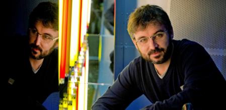 Un traje a medida. Entre el cómico y el periodista clásico, Évole ha adoptado un papel híbrido y heterodoxo, ¿intentando no perder el rigor¿