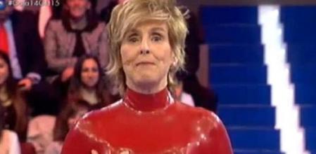 Mercedes Milá volvió locas las redes sociales con su vestido rojo de látex