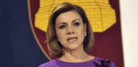 La presidenta regional, María Dolores de Cospedal, durante su intervención en el acto institucional con motivo del XXXVI aniversario de la Constitución Española, hoy en Toledo.