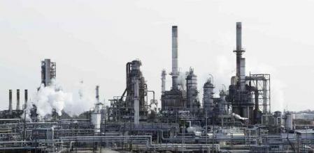 Una refinería de Filadelfia en diciembre de 2014