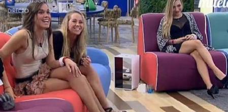 La actividad en redes sociales en apoyo a Paula, Alejandra o Yoli para ganar el concurso está dejando mensajes que rozan el límite de la racionalidad