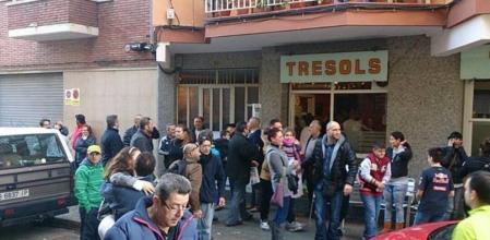 El bar tresols de Gavà con numerosos afortunados que han sido premiados con parte del segundo premio