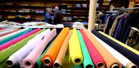 El Indio. La falta de un relevo que siga el negocio en las nuevas condiciones del local ha condenado al cierre a estos grandes almacenes fundados en 1870