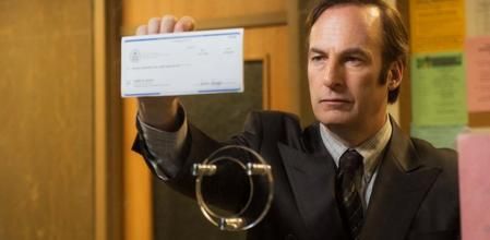 Better call Saul. Bob Odenkirk volverá a ser Saul Goodman en este 'spin-off' donde Brian Cranston y Aaron Paul no descartan hacer alguna aparición