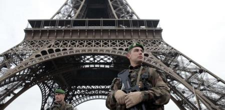Máxima seguridad en París tras el atentado contra la sede de 'Charlie Hebdo'