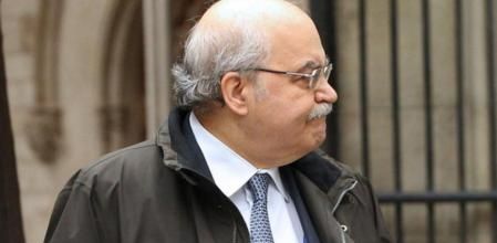 El conseller de Economía, Andreu Mas-Colell, a su llegada a la reunión de Govern