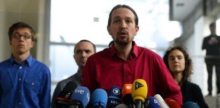 El secretario general de Podemos, Pablo Iglesias, en rueda de prensa