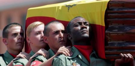 Funeral de Estado por la muerte de seis militares en 2007