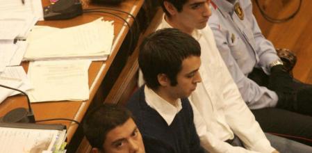 Imagen del juicio en 2008 a los tres acusados de dejar en coma a un agente de la Guardia Urbana