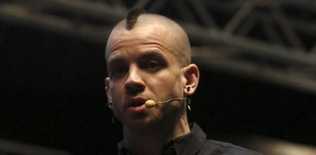 El cocinero David Muñoz, con tres estrellas Michelin en DiverXO (Madrid), durante la ponencia