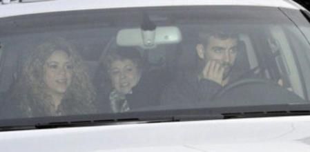 Piqué y Shakira dentrod e su coche