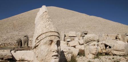 Monte Nemrud (Turquía)