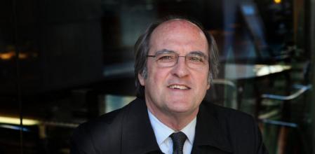 El exministro Ángel Gabilondo