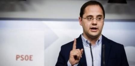 El secretario de Organización del PSOE, César Luena.