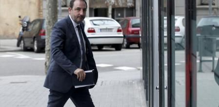 Ramon Espadaler pasó un momento ayer por la tarde por la sede de UDC