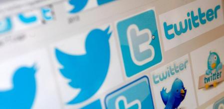 Diferentes logos de Twitter en internet