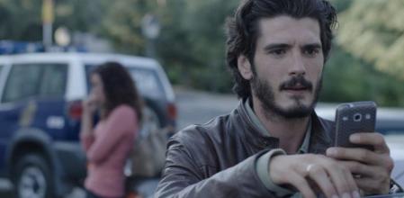 Víctor (Yon González) encuentra una nueva prueba en 'Bajo sospecha'.